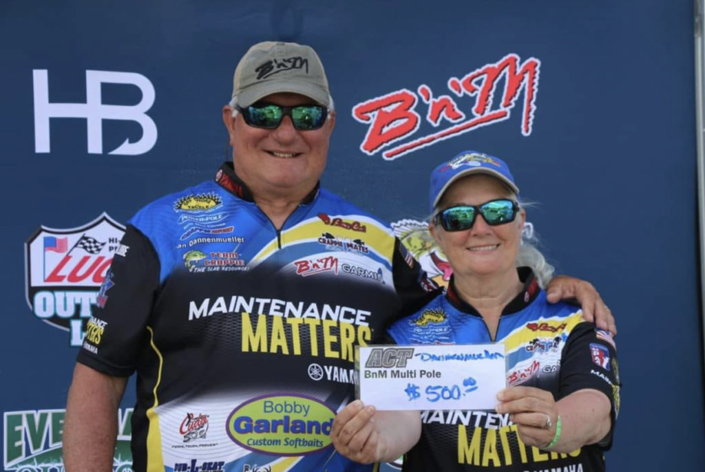 Crappie Mates pose with B'n'M Multi Pole award received during the 2022 tournament fishing season.